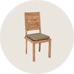 HAVE A SEAT Living | Stuhlkissen 40x40 cm auf Holzstuhl| bequem & orthopädisch | komplett waschbar bis 95° C | In- / Outdoor | Made in Germany