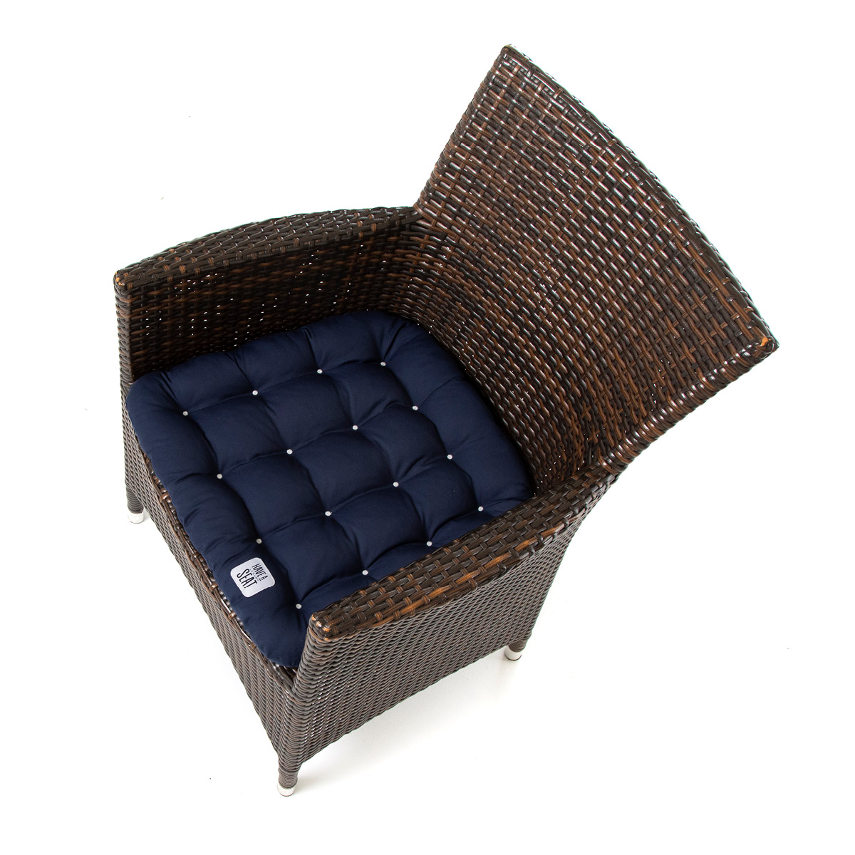 Dunkelblaues Sitzkissen trapez /konisch mit abgerundeten Ecken, optimale Passform für einen Rattanstuhl / Rattansessel | HAVE A SEAT Living